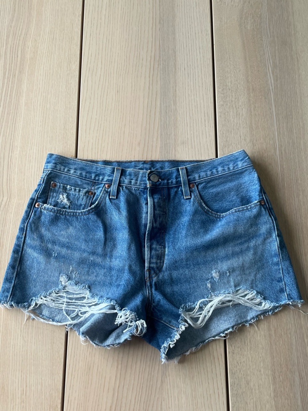 Levi’s cutoff shorts size 34 ladies Denim Distressed Women's Short shorts Levi’s